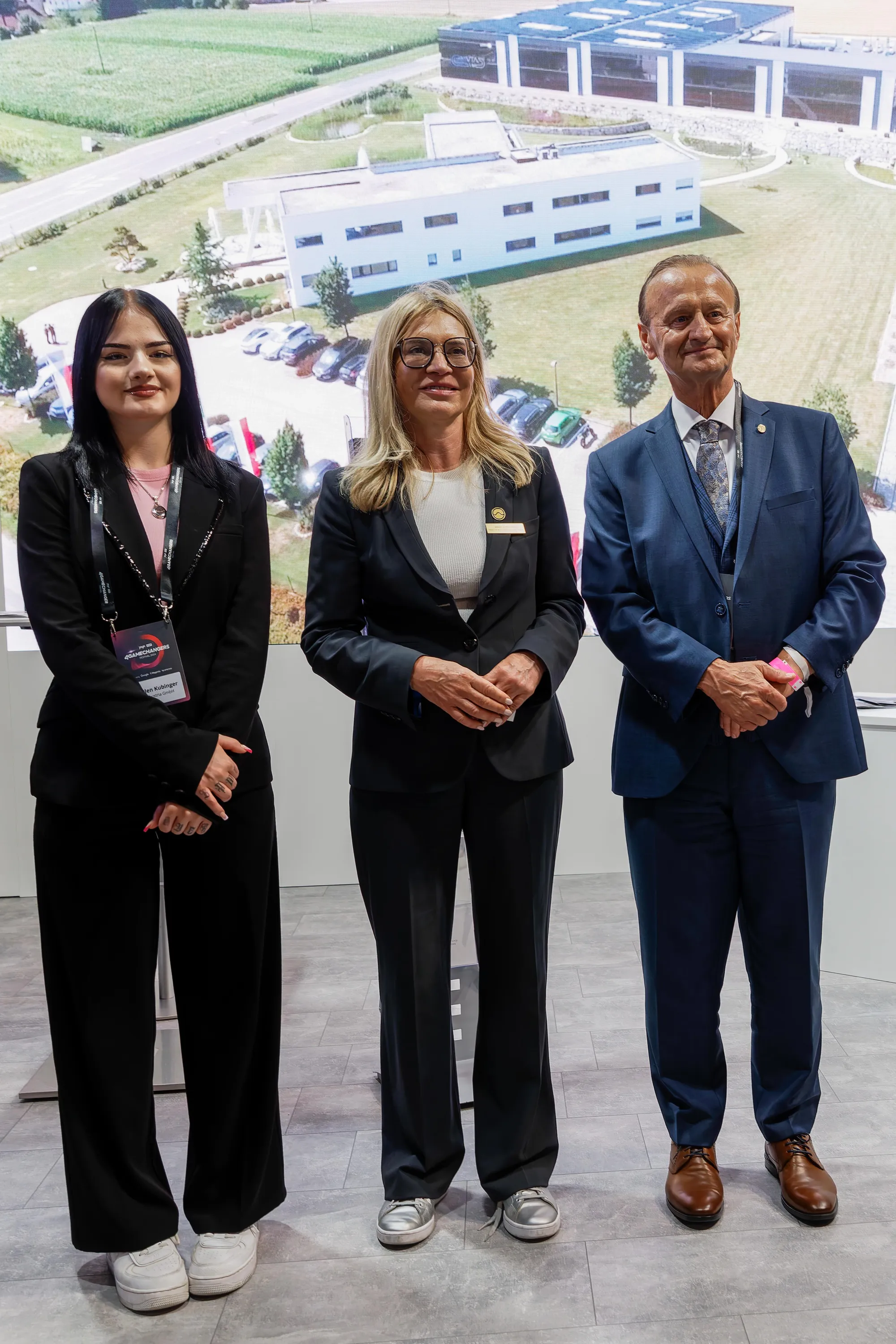 Gruppenporträt bei einem Unternehmensevent